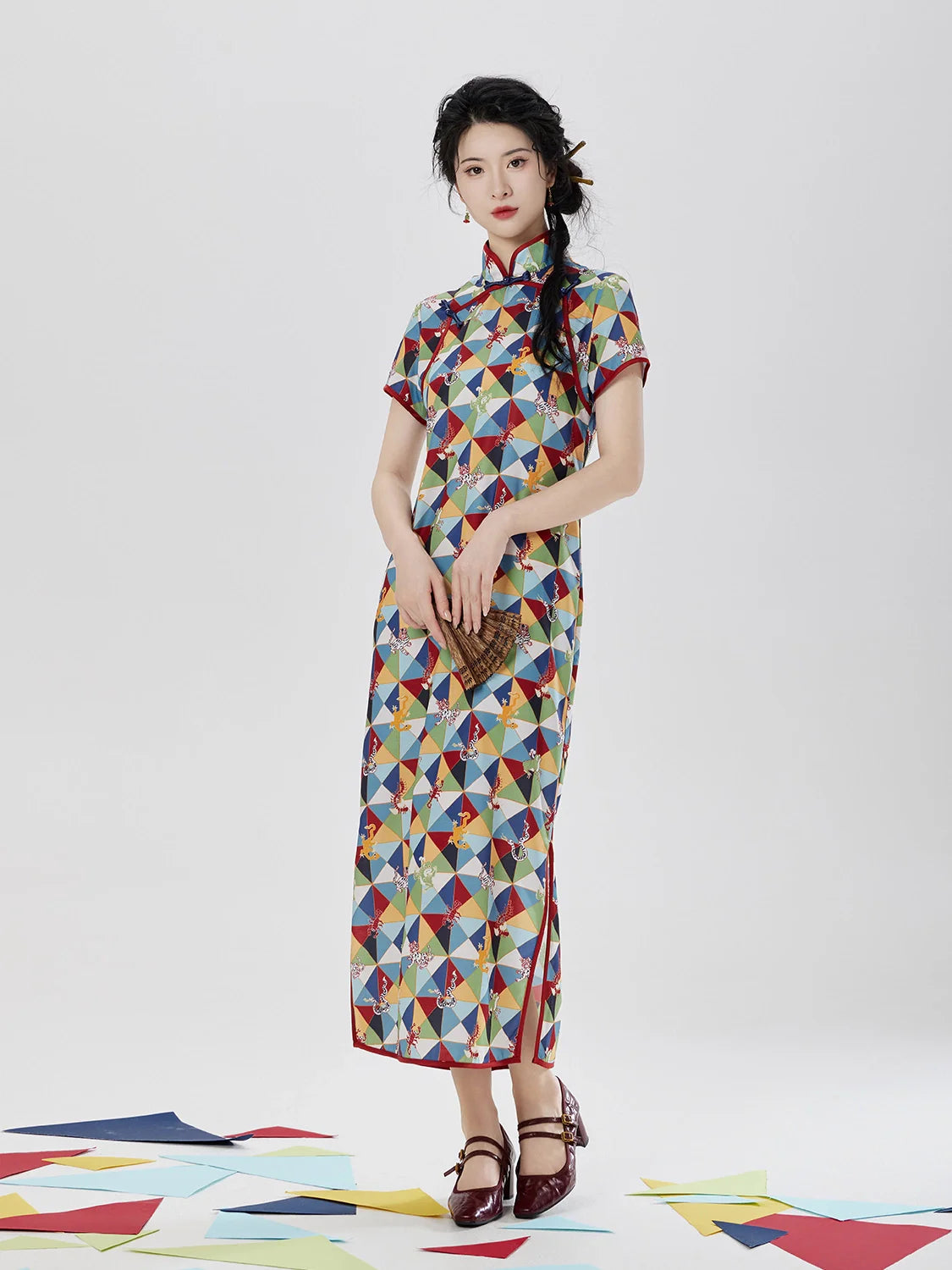 Five Poisons Picture 五毒图 - Short Sleeve Long Cheongsam (Preorder)