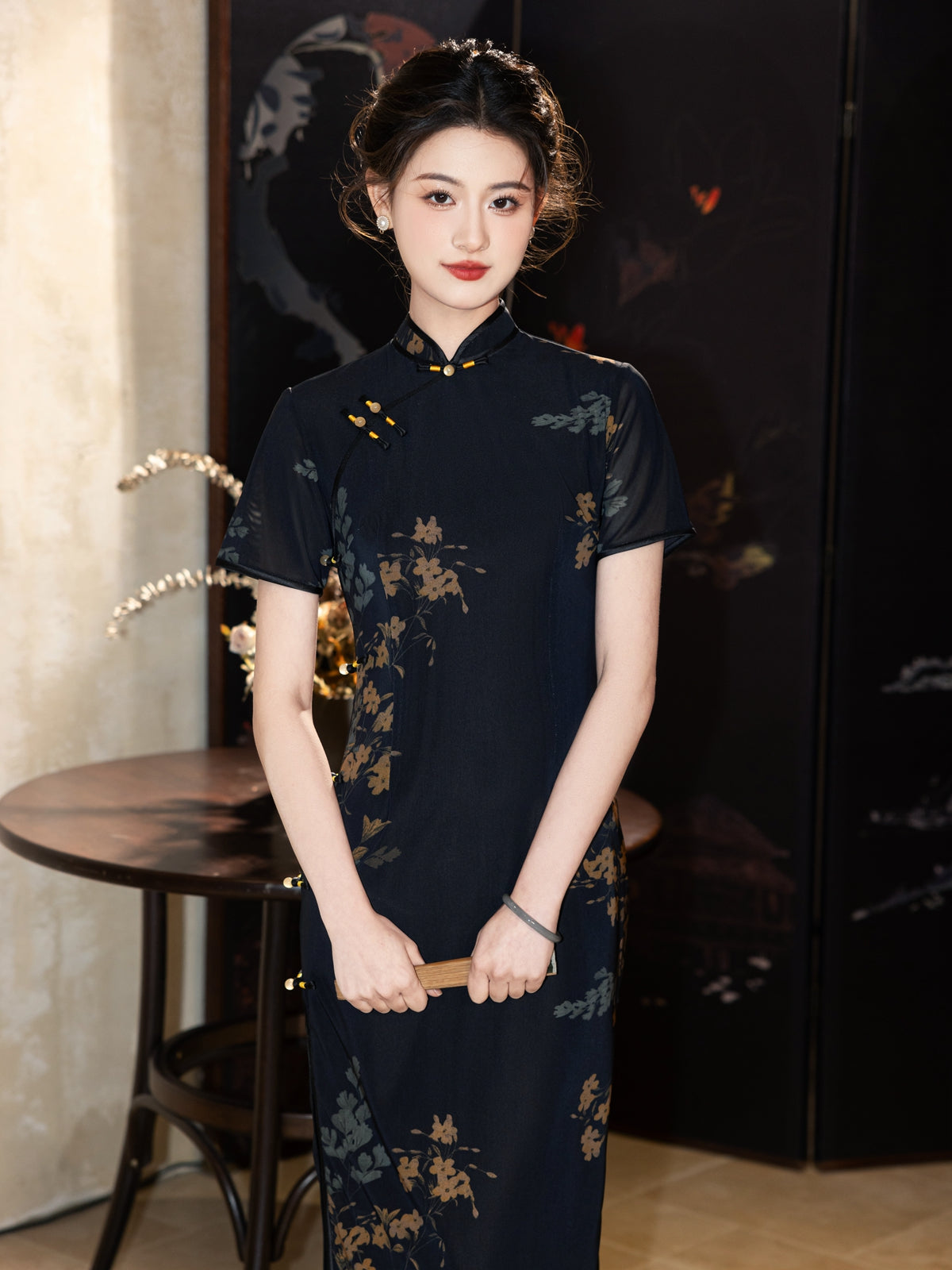 Infatuated 迷恋 - Short Sleeve Retro Long Cheongsam