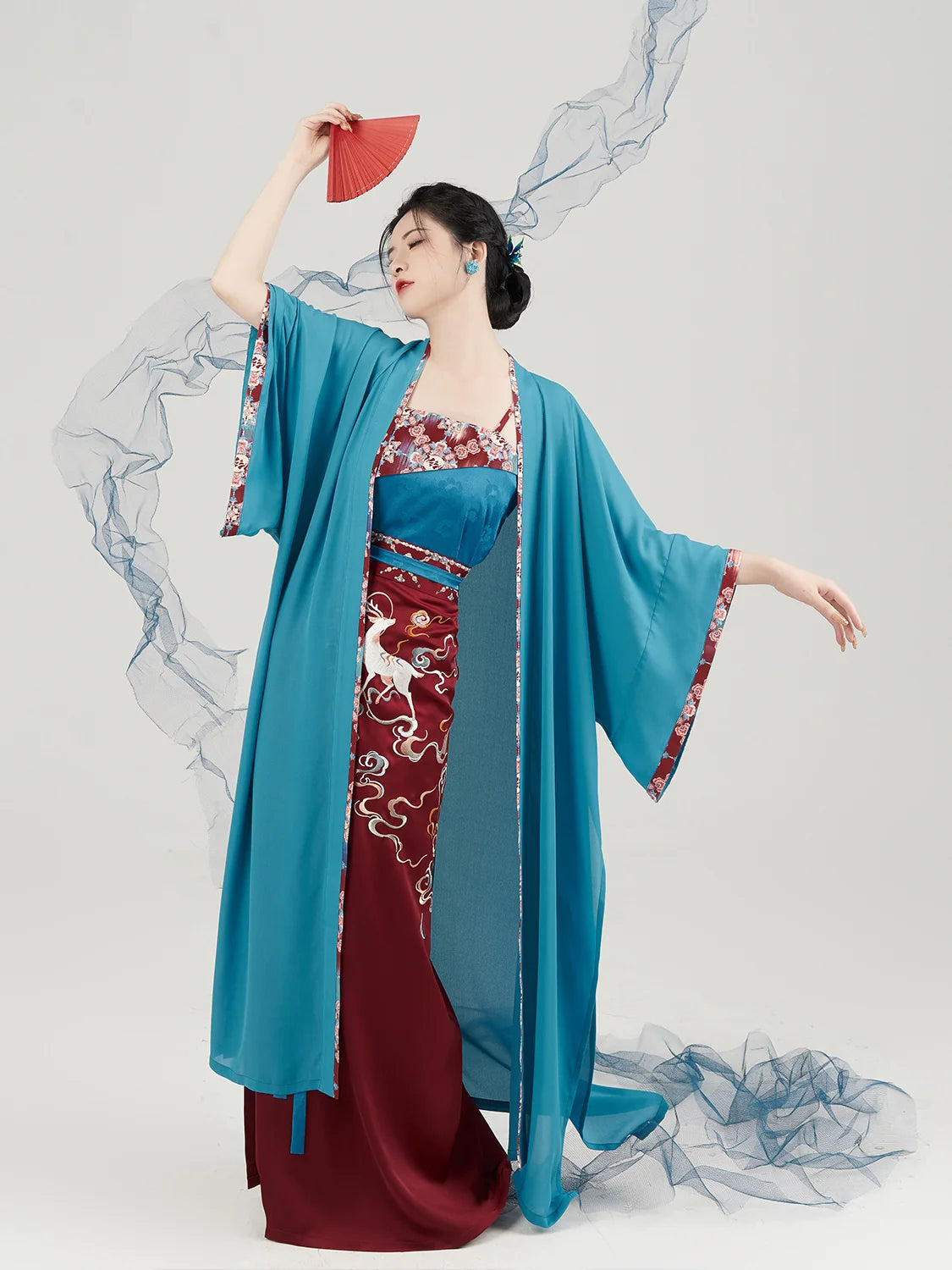 Modern Hanfu x Song Dynasty: Returning Deer 云鹿归鸿 (Preorder)