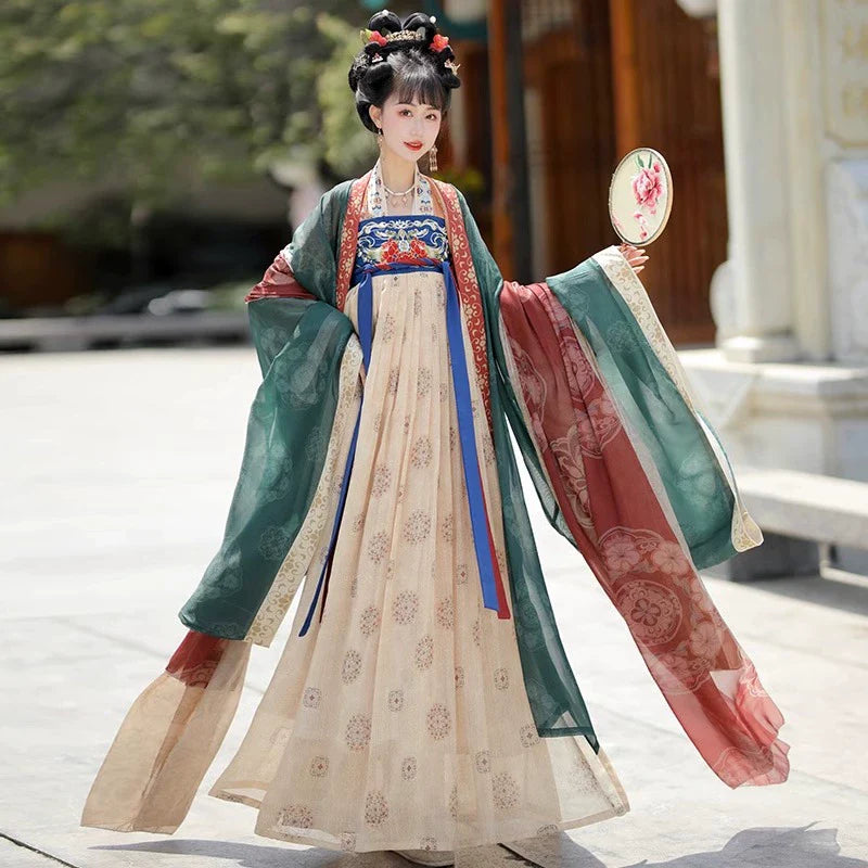 Fanhua 繁花 - Tang Dynasty Style Qixiong Ruqun