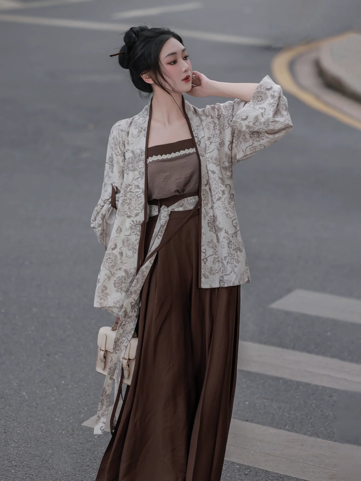 Milk Coffee Wisteria - Modern Song Dynasty Hanfu Outfit (Preorder)