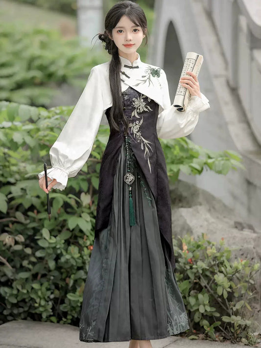 New Chinese Style Outfit: Snow in the Bamboo Ravine 竹涧雪