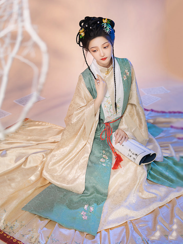 Xilouyue 西楼月 - Bijia & Mamianqun Ming Dynasty Hanfu Set
