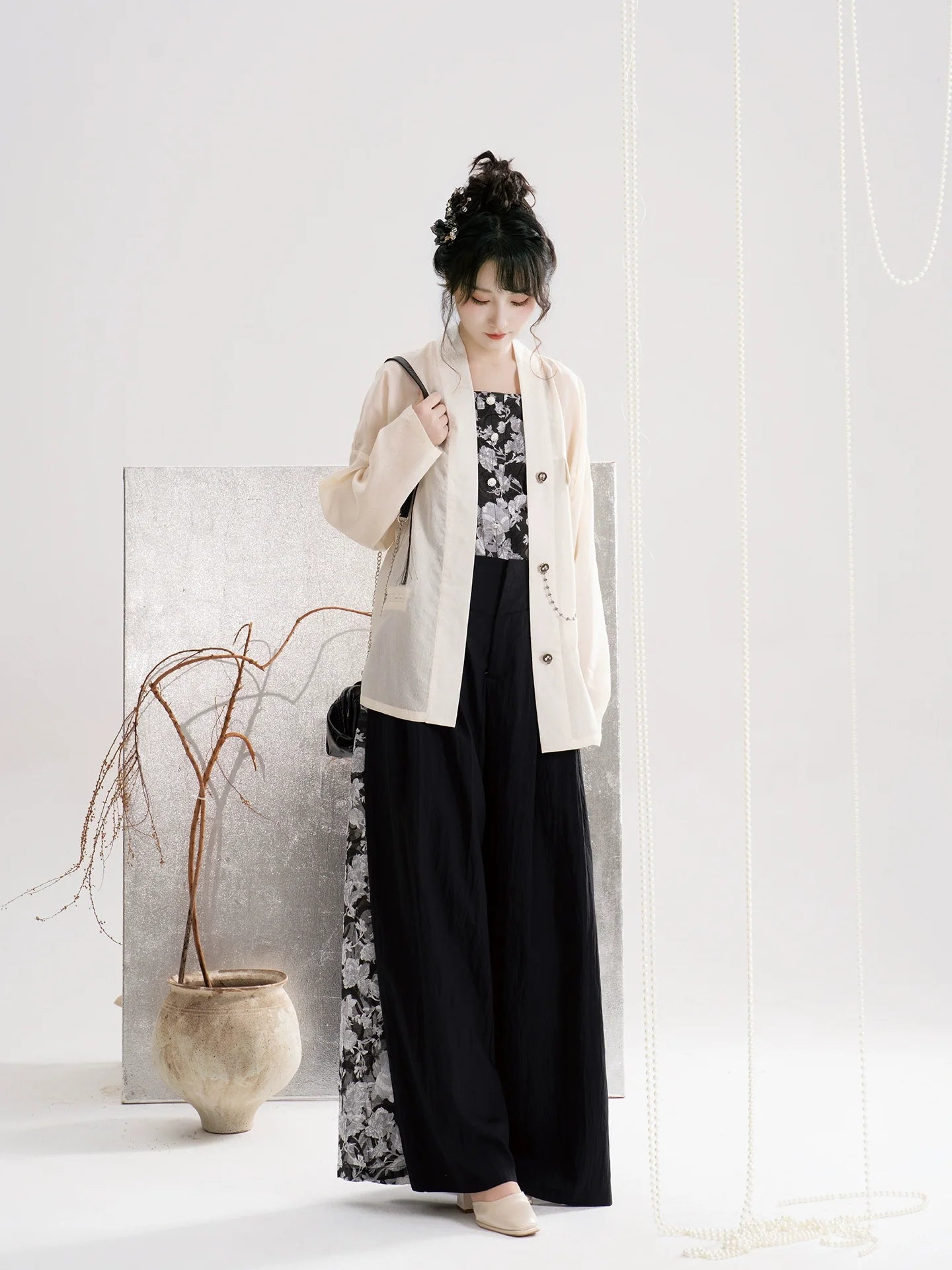 Friday Evening 晚五 - Modern Song Dynasty Summer Casual Hanfu Outfit (Preorder)