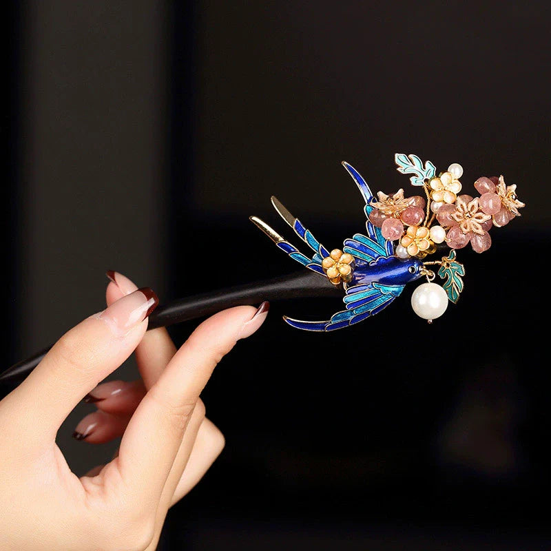 Sandalwood Hair Stick: Swallow