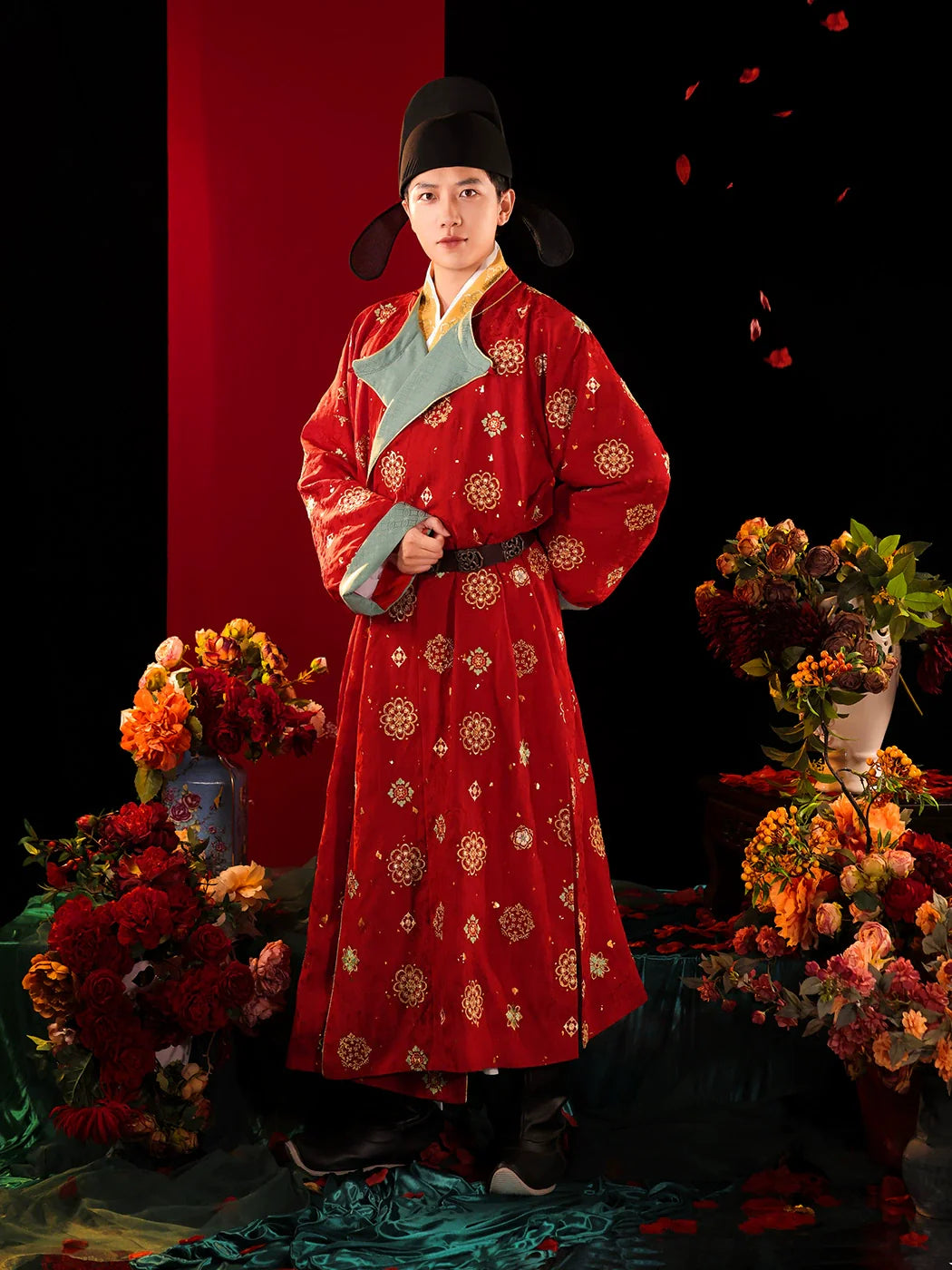 The Tang Dynasty Wedding, Bridal Gown, Song of Peace 太平笙歌 (Preorder)