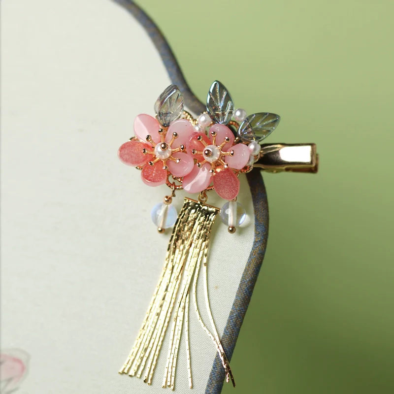 Hair Clip: Orange Blossoms