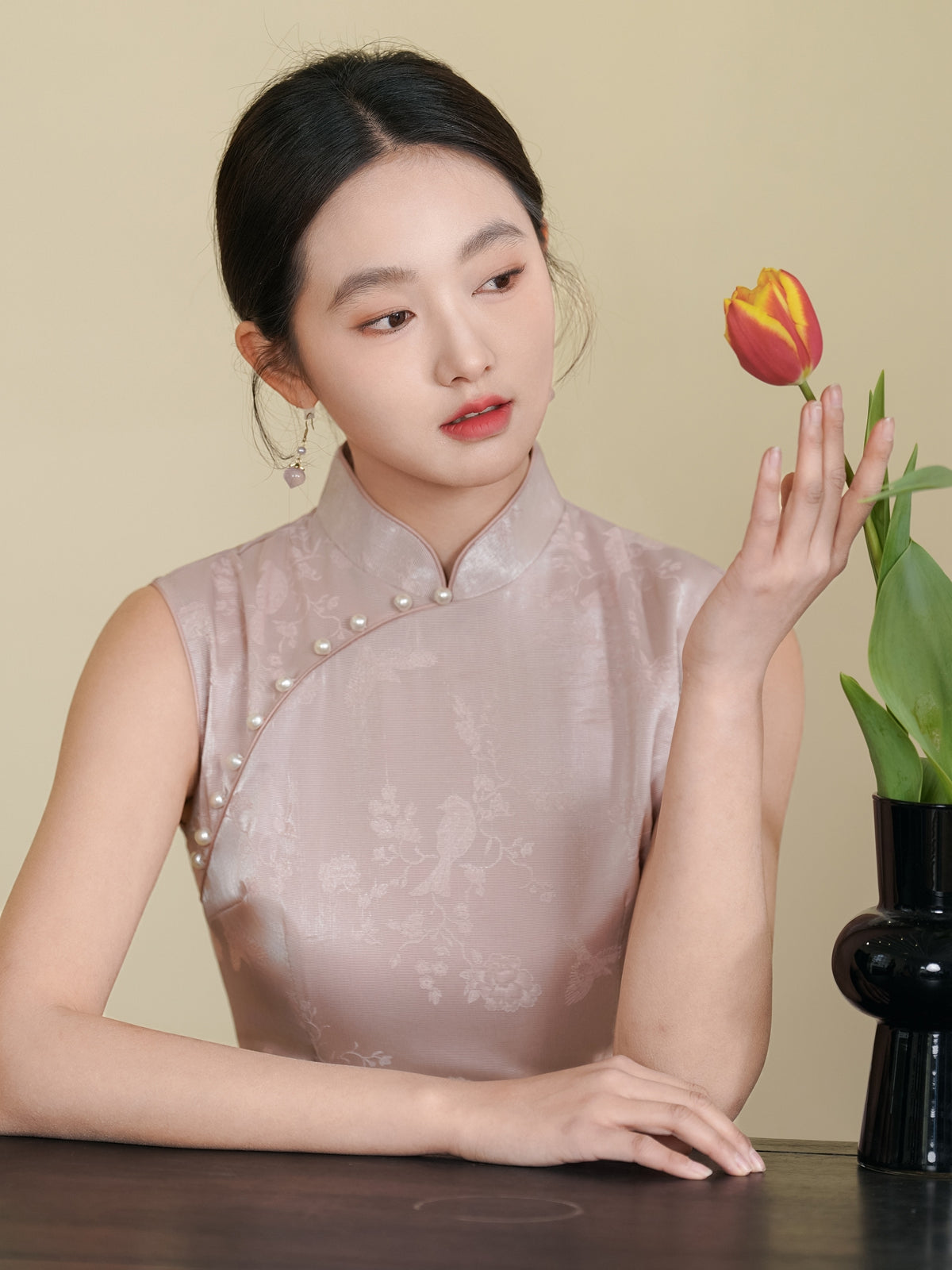Linglong Heart 玲珑心语 - Sleeveless Satin Pink Long Cheongsam
