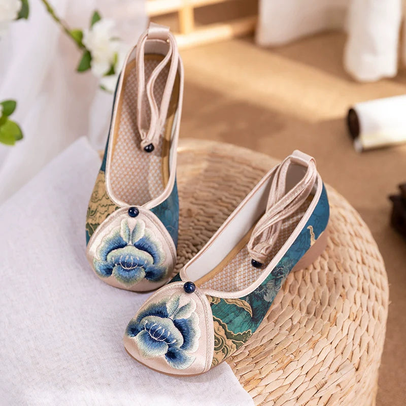 Eleanor - Embroidered Qipao Shoes