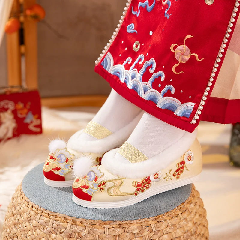 Isla - Embroidered Chinese Hanfu Shoes