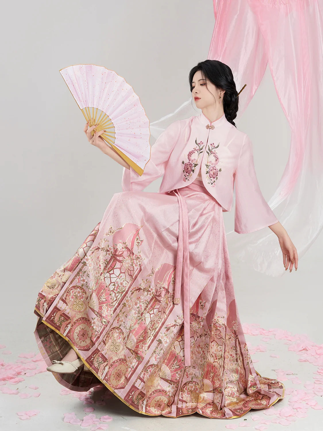 Ming Dynasty JX3 Inspired Modern Hanfu, Burning Peach 桃灼 (Preorder)