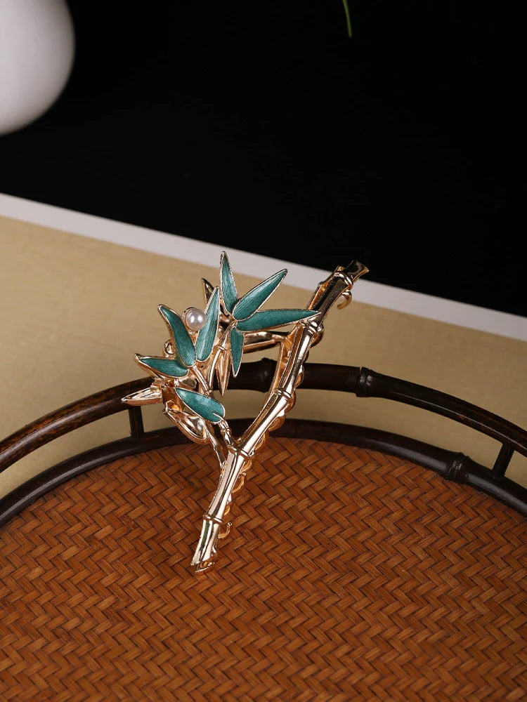 Hair Claw: Bamboo Yin