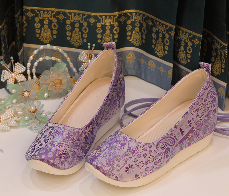 Golden Jade Leaf - Traditional Satin Shoes for Hanfu