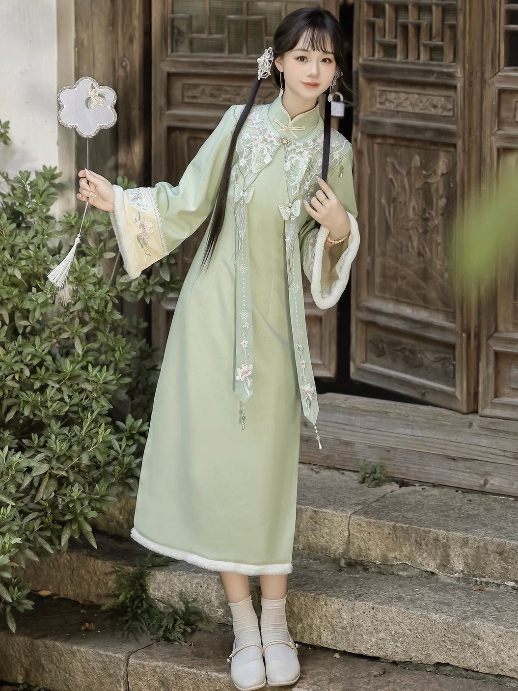 Frost Butterfly 拒霜蝶 - New Chinese Style Modern Cheongsam Dress