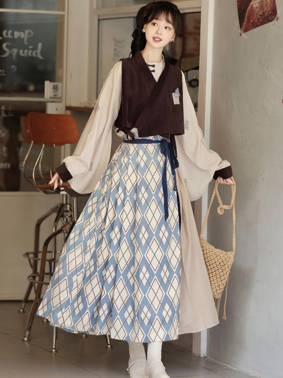 Travels in the Mountains 山间游记 - New Chinese Style Modern Ming Dynasty Hanfu