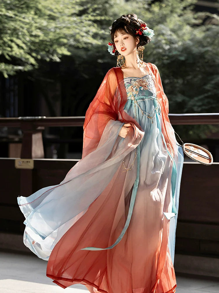 Flower Clusters 花团簇 - Tang Dynasty Style Hanfu Dress Heziqun
