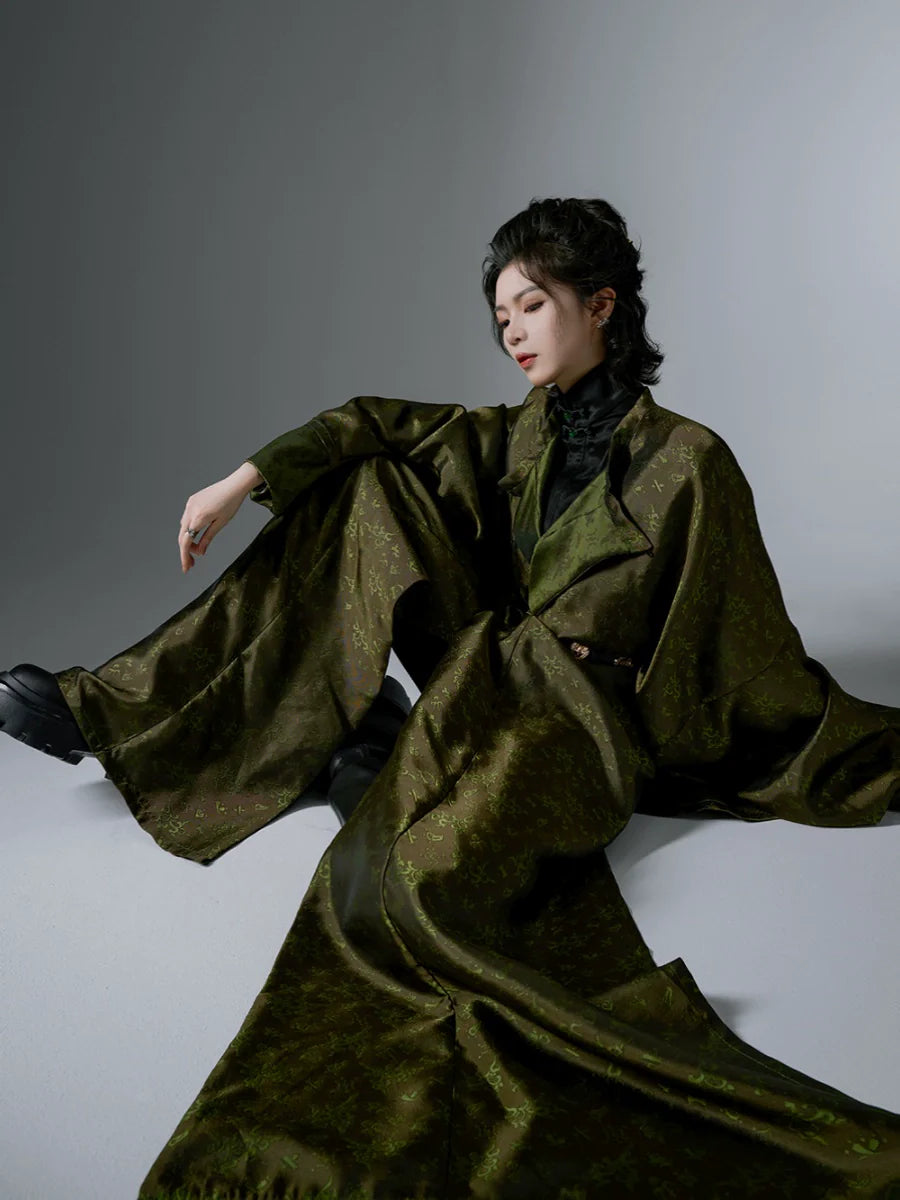 Tang Dynasty Hanfu Robe - Listen to the Rain 听雨 (Preorder)