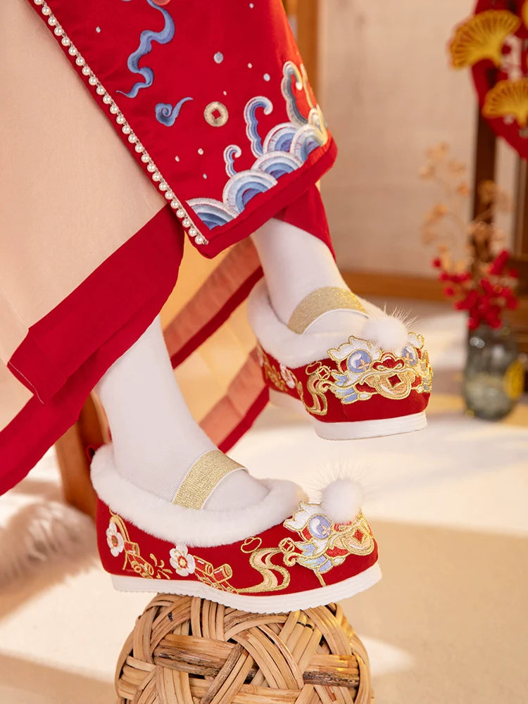 Isla - Embroidered Chinese Hanfu Shoes