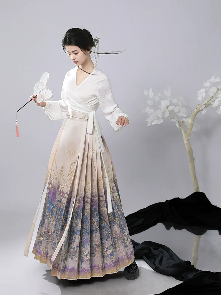 Ming Dynasty Modern Hanfu, Mamianqun, Dainty Flight 小蝴蝶