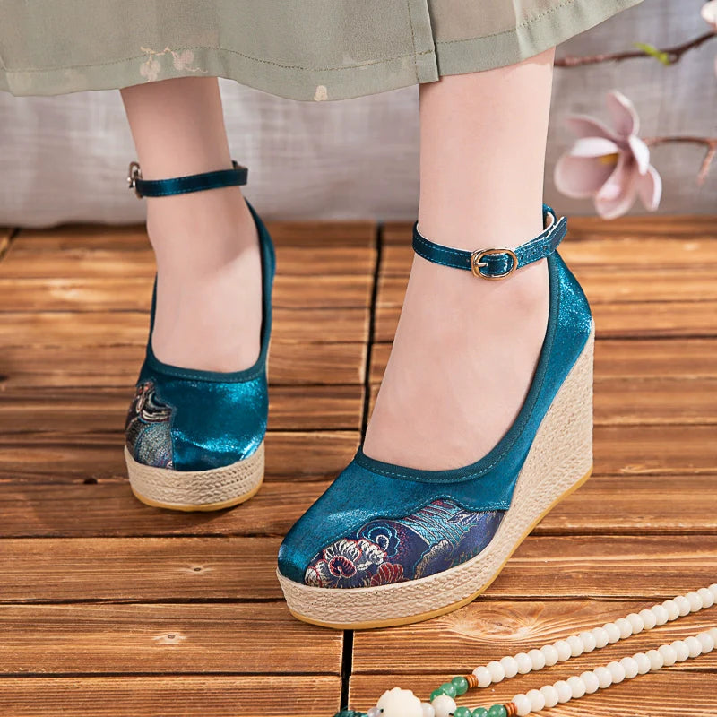 Emilia - Wedge Heels Embroidered Qipao Shoes