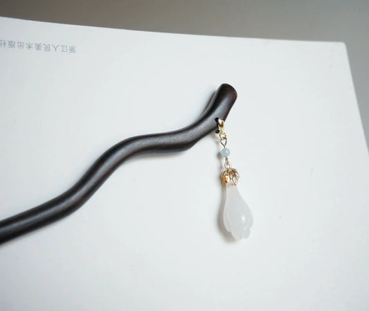 Ebony Hair Stick: Magnolia