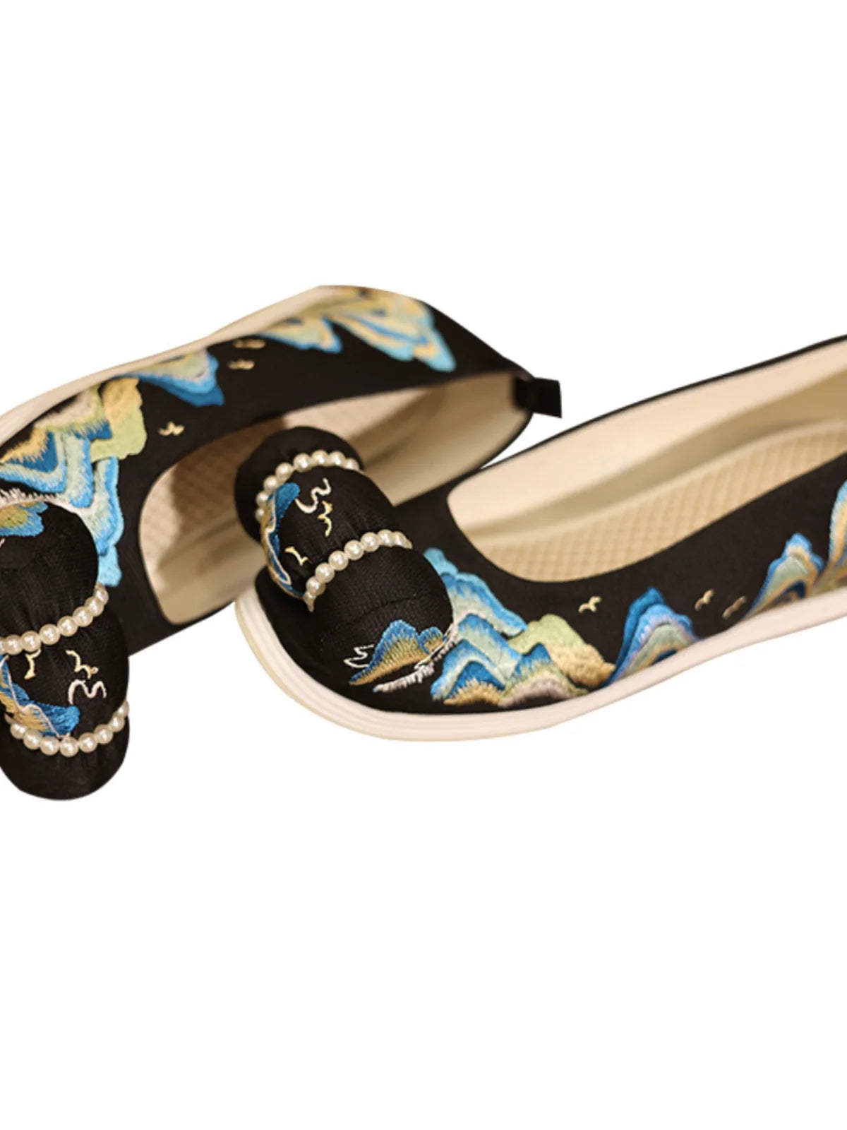 Riley - Embroidered Chinese Hanfu Bow Shoes