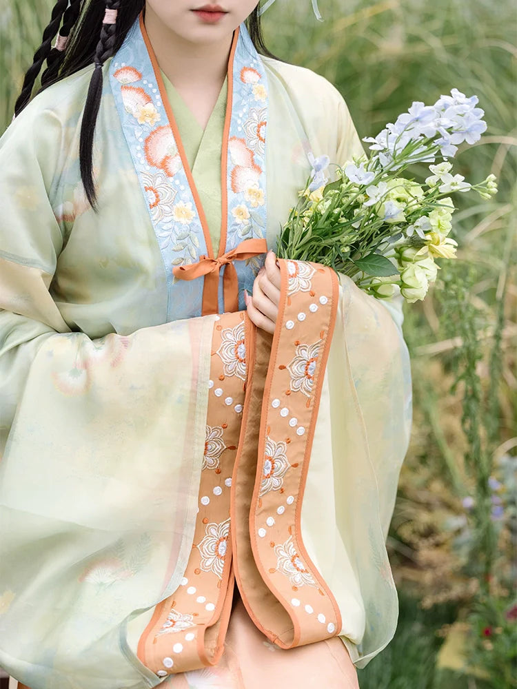 Awakens 春醒 - Wei Jin Cottage Style Qiyao Ruqun