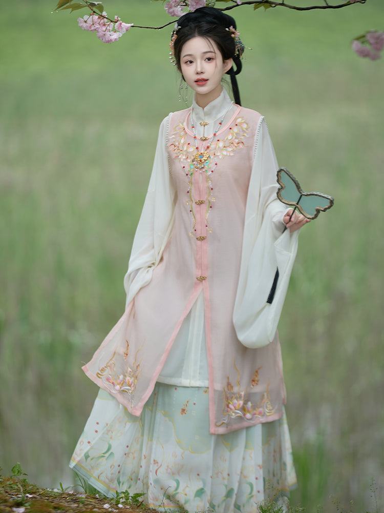 Meaning of Flowers 花间意 - Bijia & Mamianqun Ming Dynasty Hanfu Set