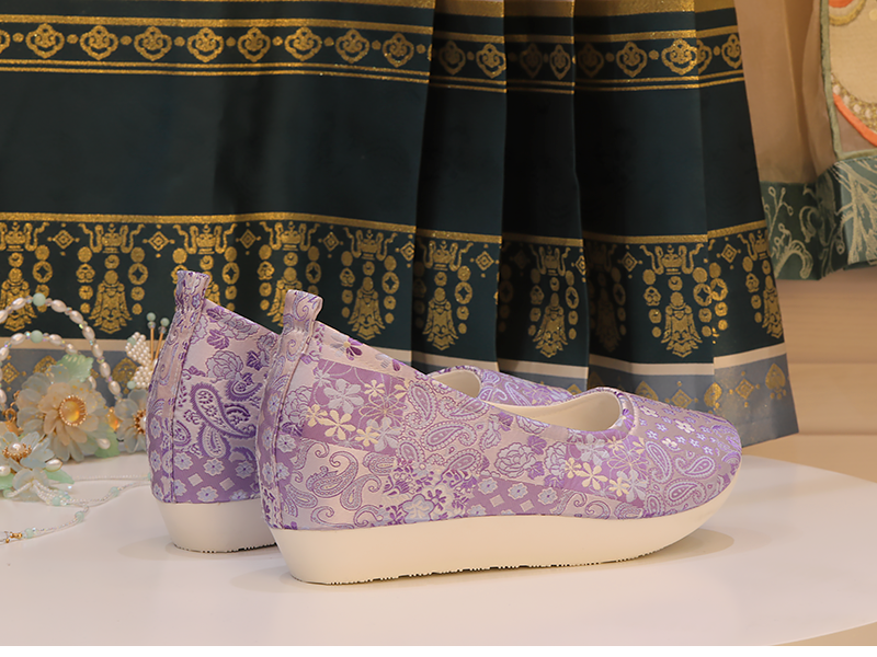 Golden Jade Leaf - Traditional Satin Shoes for Hanfu