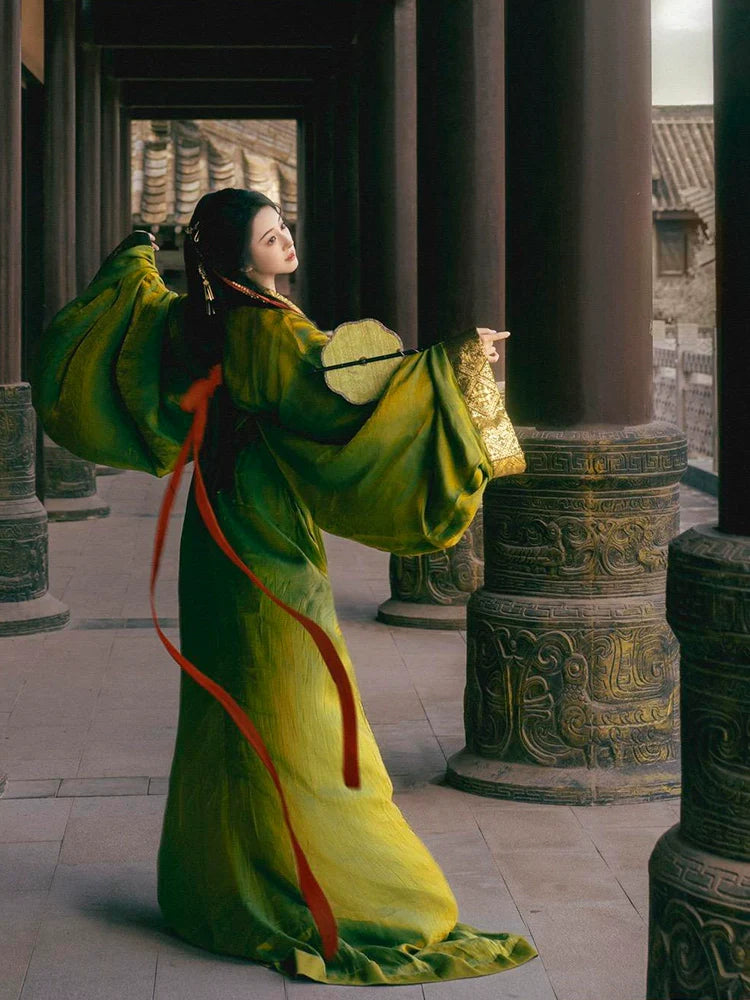Naturia - Warring States and Han Dynasty Straight Hem Robe