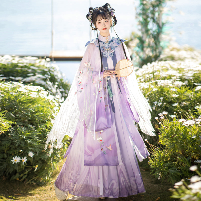 Butterflies and Clouds - Cloud Collar & Pleated Skirt Ming Dynasty Hanfu Set