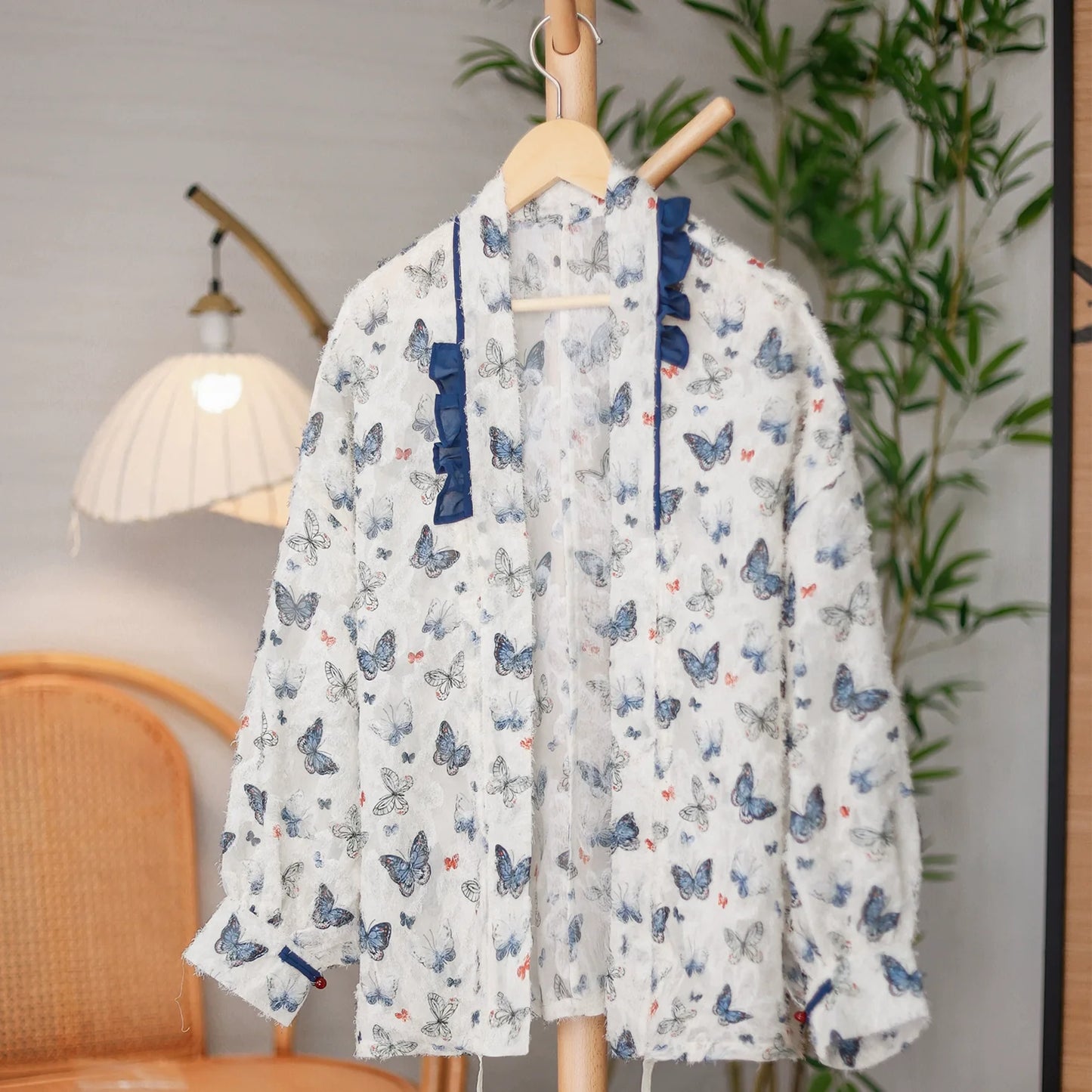 Ming Dynasty x Modern Hanfu: Illustrated Butterfly 蝴蝶图鉴