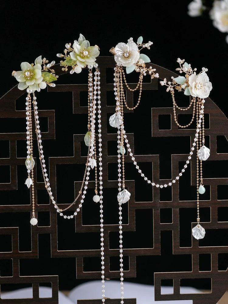 Back Hair Pin: Gardenia