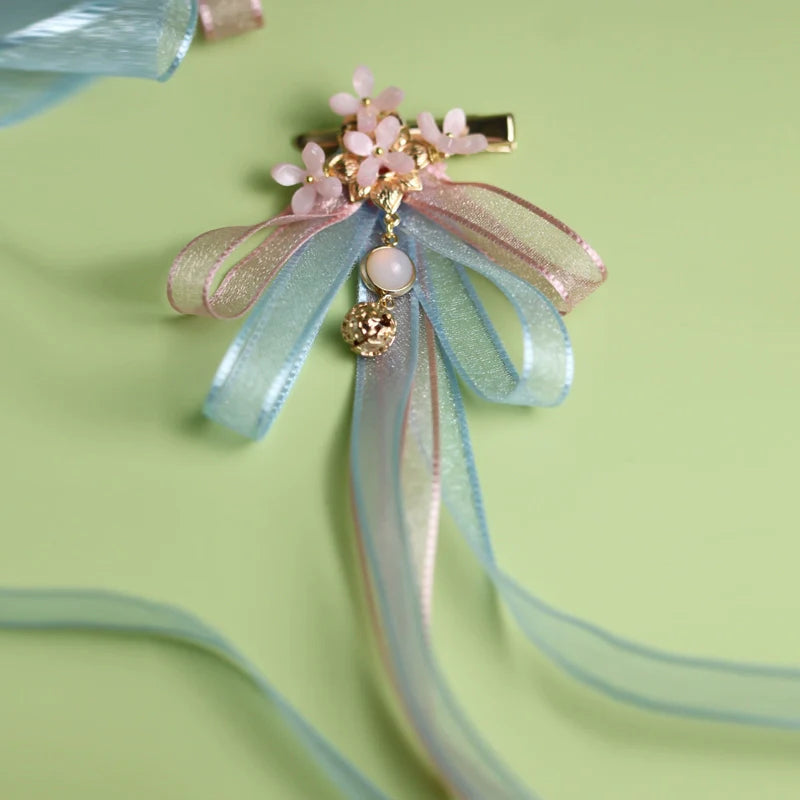 Hair Clip: Ask Spring