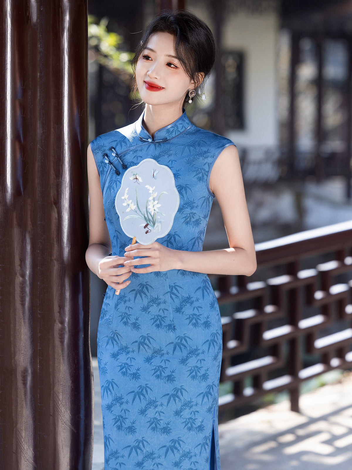 Sea Bamboo - Sleeveless Long Cheongsam Dress