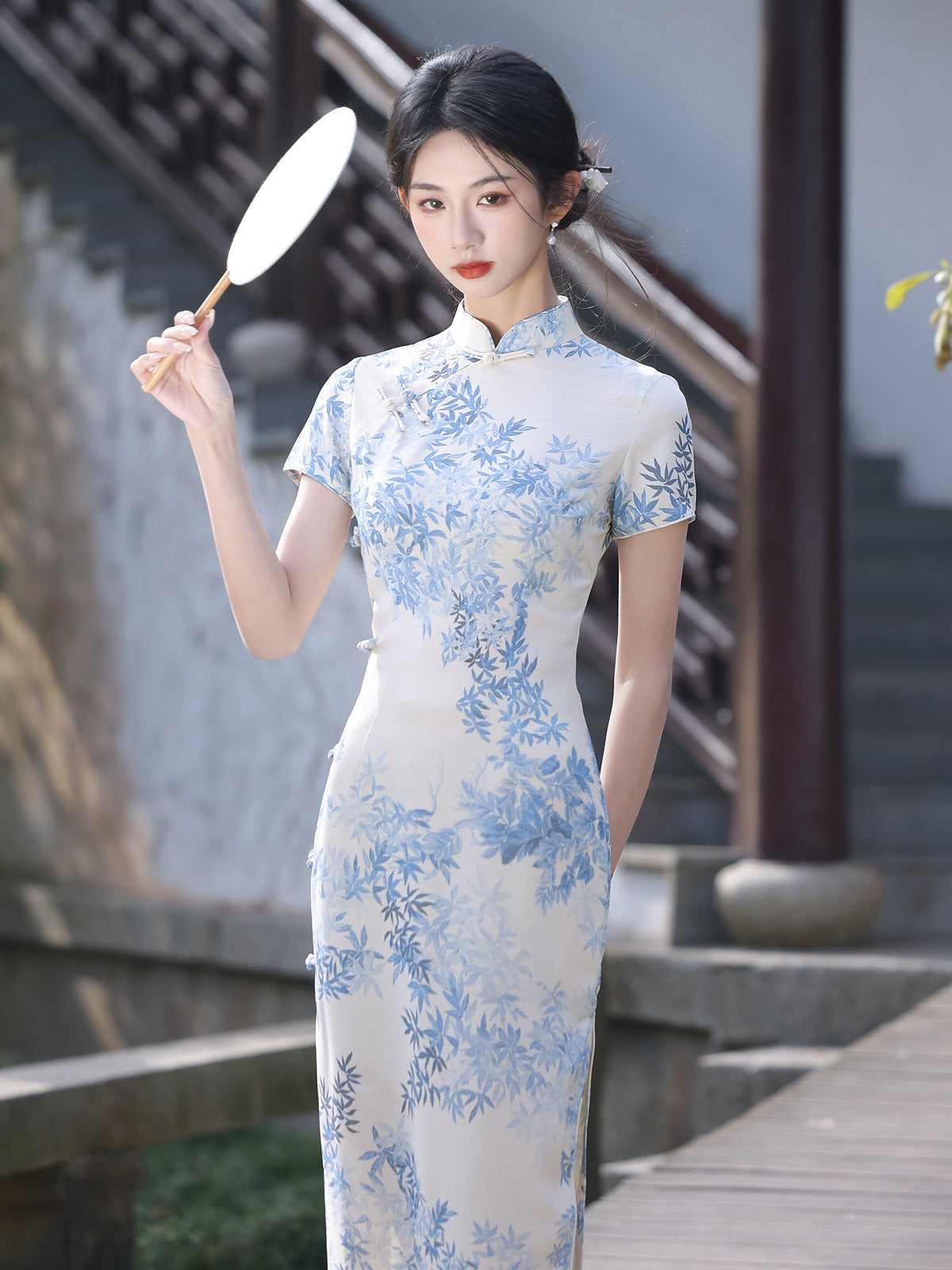Rustling Winds - Short Sleeve Spring Blue Midi Cheongsam