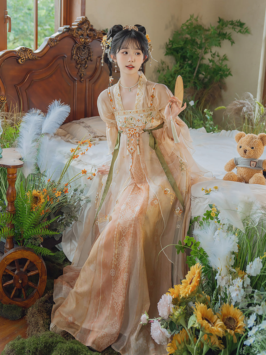Wind Flower Message 风花传信 - Tang Dynasty Style Qixiong Ruqun
