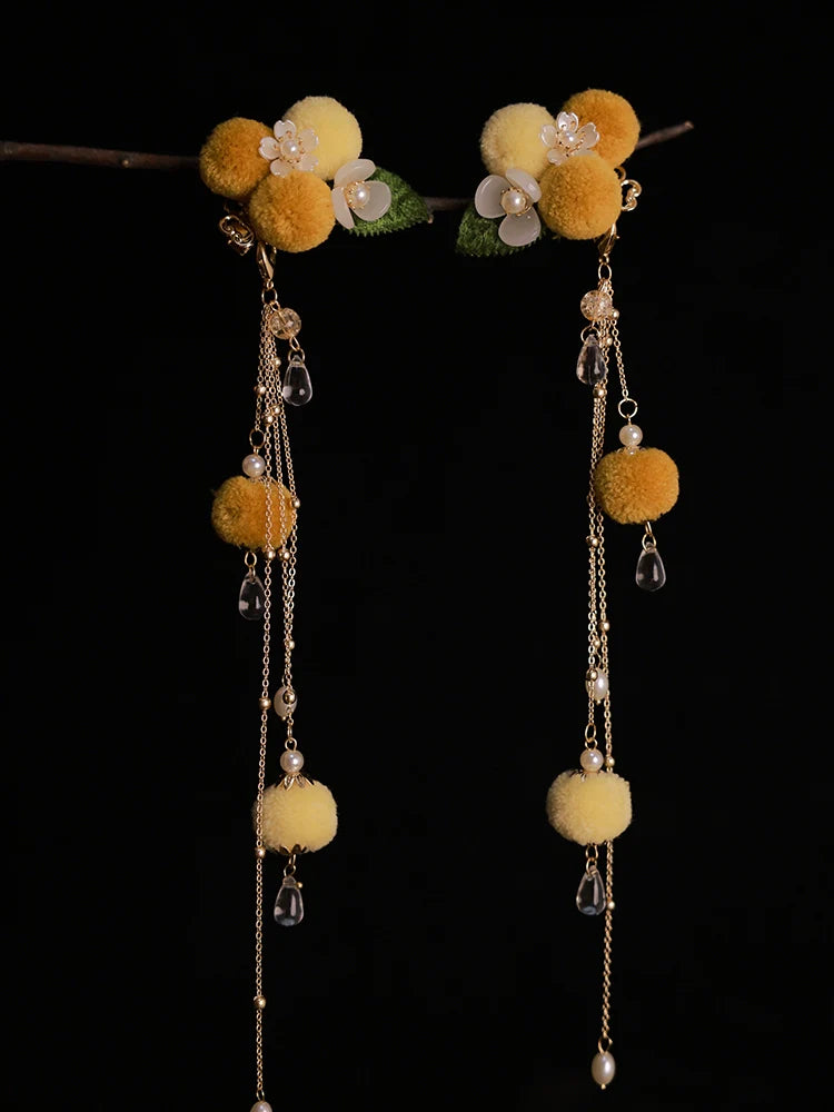Hair Clips: Bright Snow