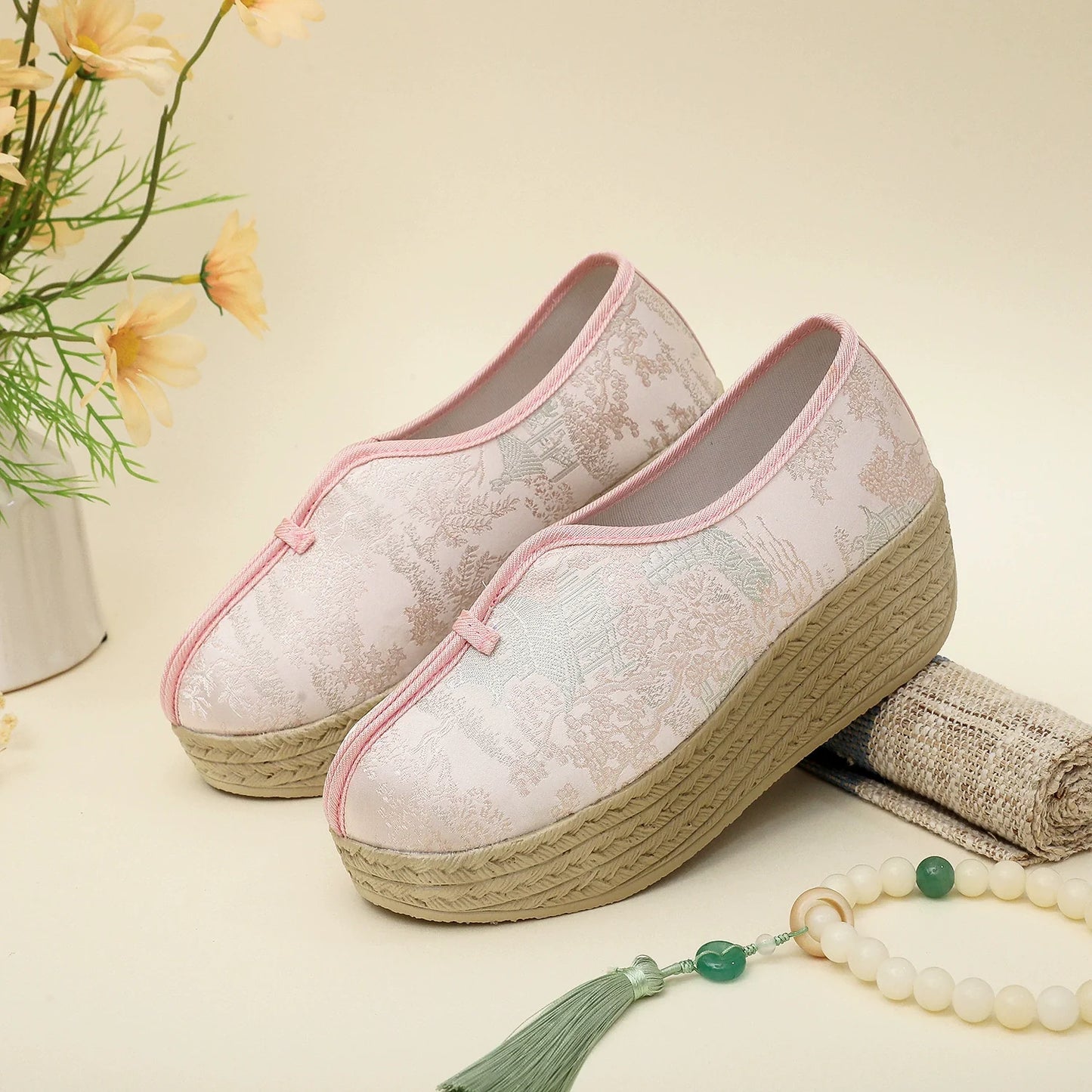 Natalie - Chinese Art Hanfu Shoes with Straw Platform