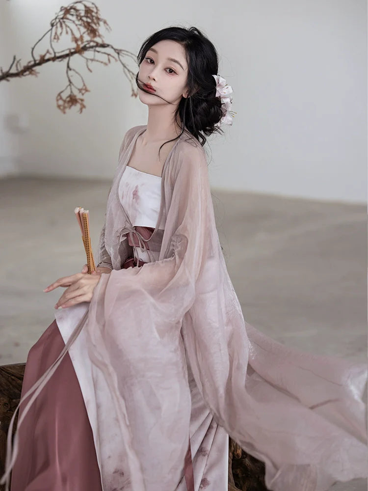 Song Dynasty x Modern Hanfu: Rouge Snow 胭脂雪 (Preorder)
