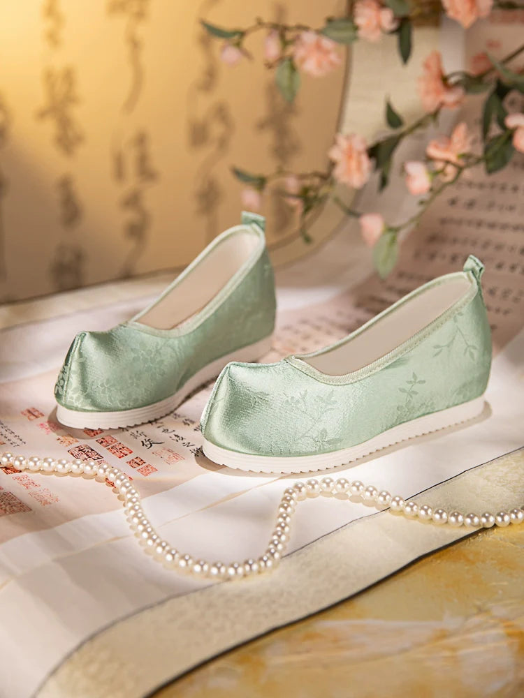 Rachel - Traditional Brocade Hanfu Shoes