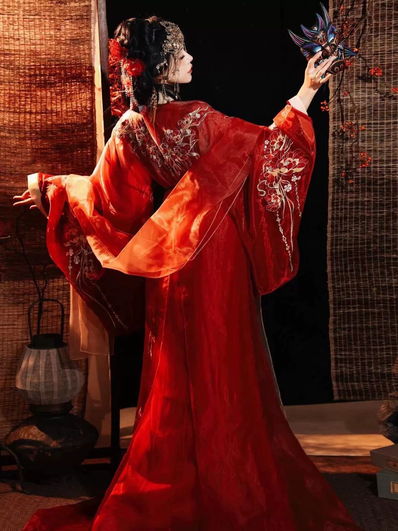Lady Yu 虞姬 - Warring States and Han Dynasty Straight Hem Robe