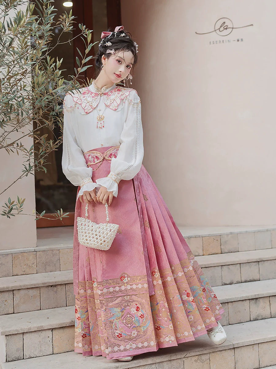 Ming Dynasty Modern Hanfu, Mamianqun, Spring Melodies 三春序 (Preorder)