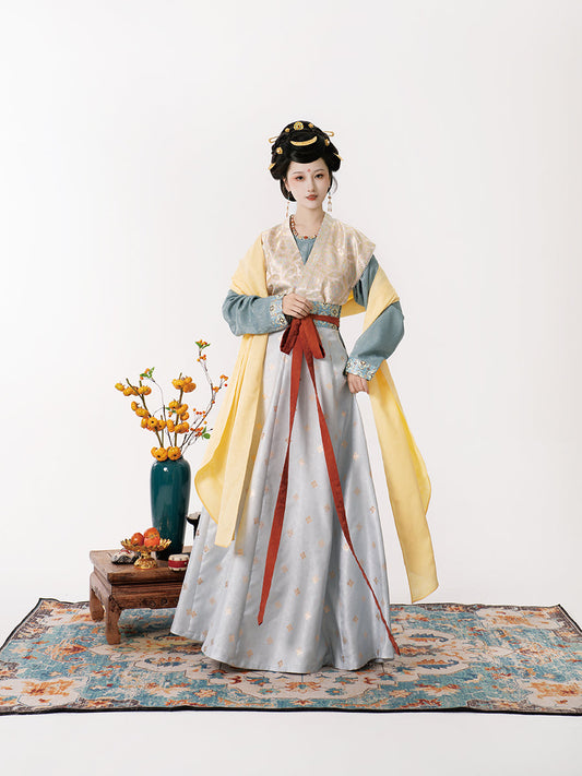 Xuan He 暄禾 - Tang Dynasty Style Beizi Qiyao Ruqun (Preorder)