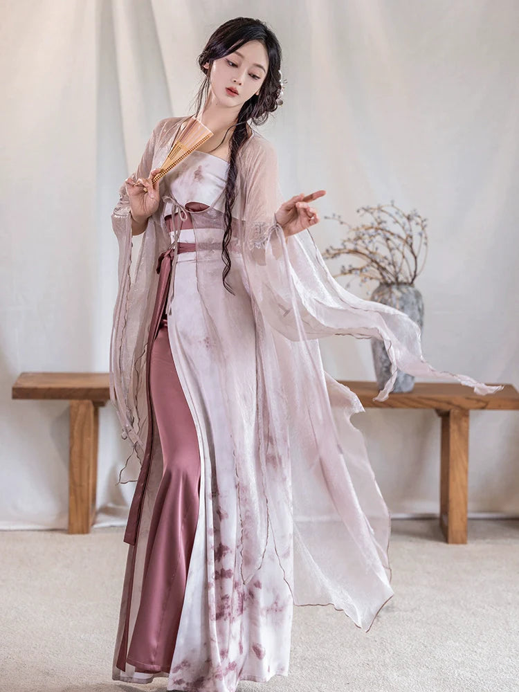 Song Dynasty x Modern Hanfu: Rouge Snow 胭脂雪 (Preorder)