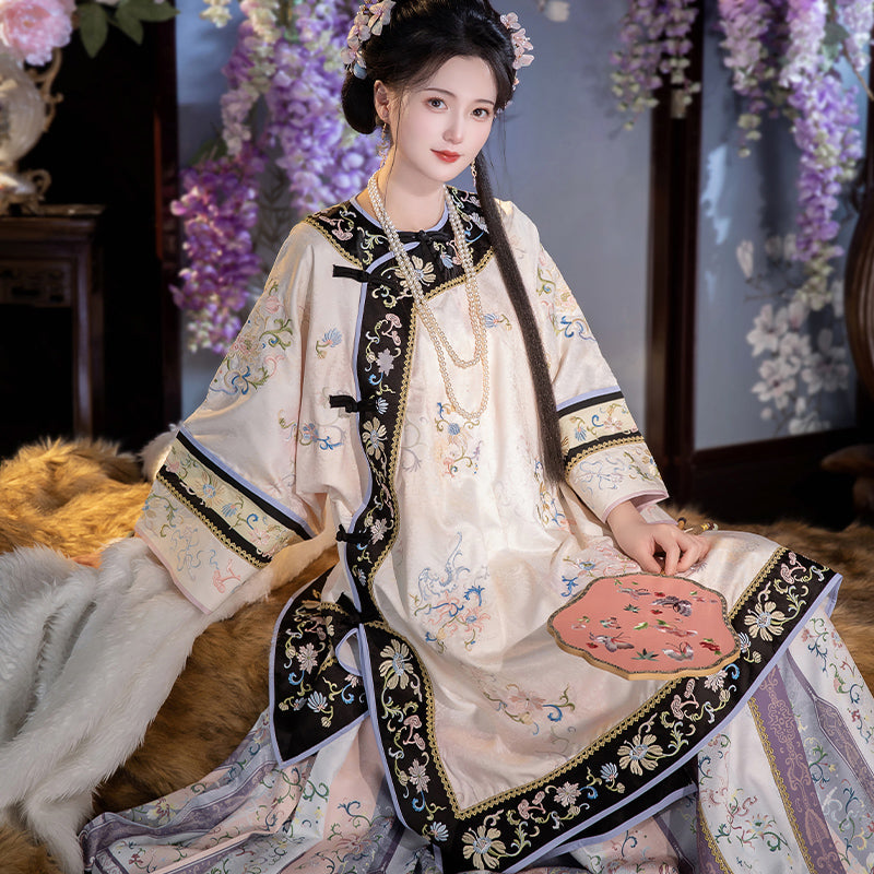 Baohua 宝华 - Qing Dynasty Han Lady Outfit