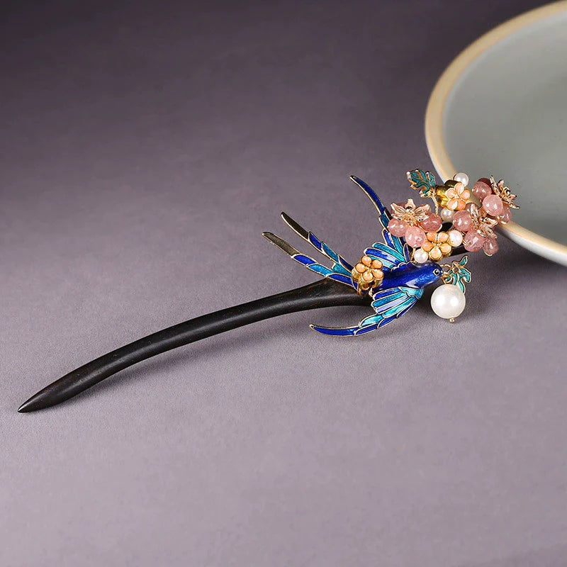 Sandalwood Hair Stick: Swallow