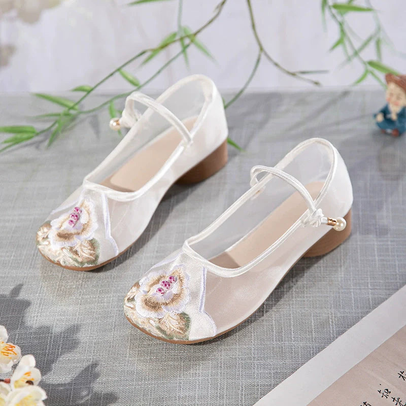 Camila - Embroidered Sheer Chinese Style Shoes