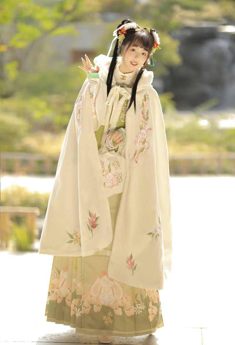 Fortune Rabbit 瑞兔 - Bijia & Mamianqun Ming Dynasty Hanfu Set