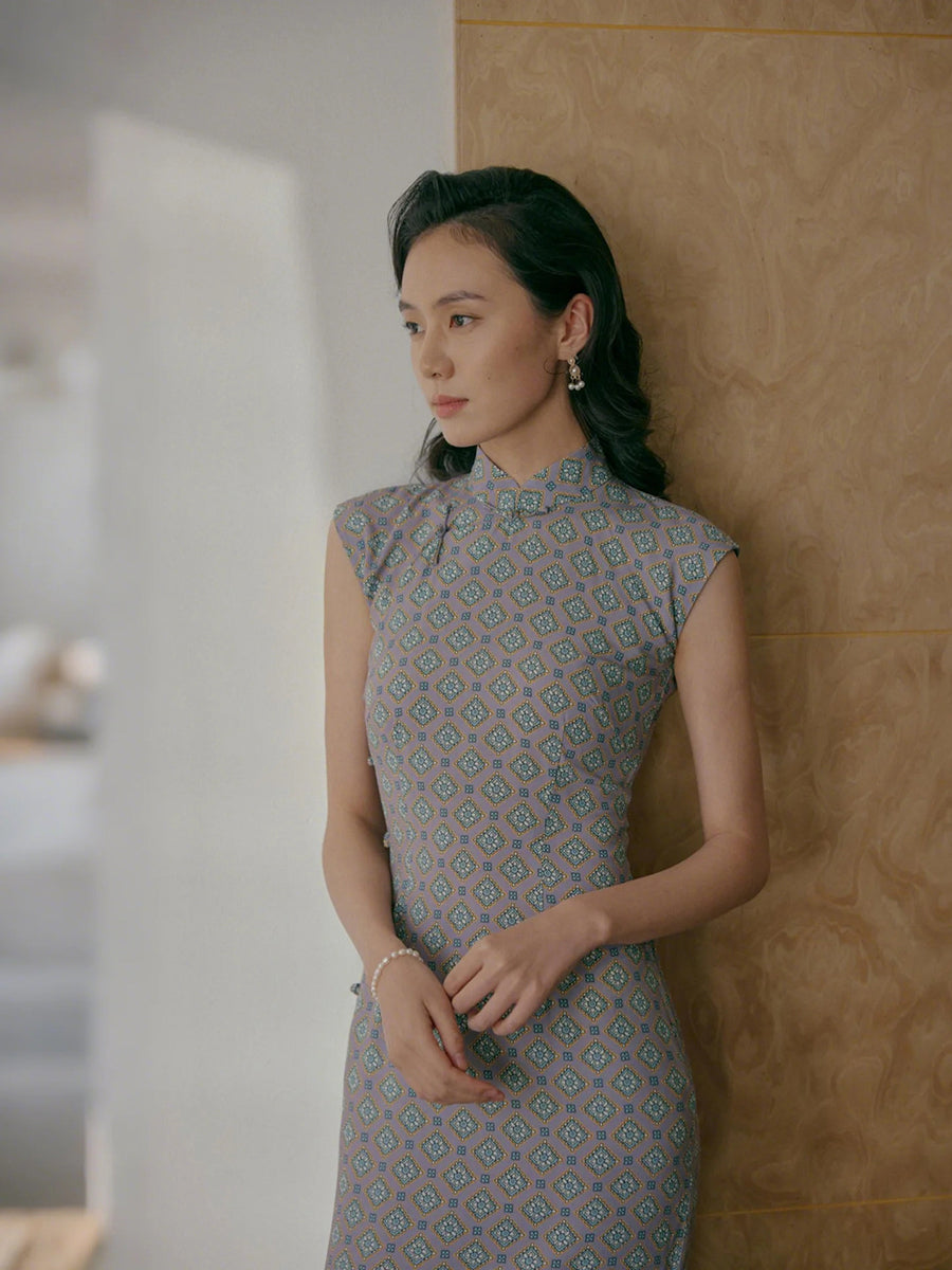 Fang Yu 方玉 - Spring and Summer Short Sleeve Hong Kong-Style Cotton Cheongsam (Preorder)